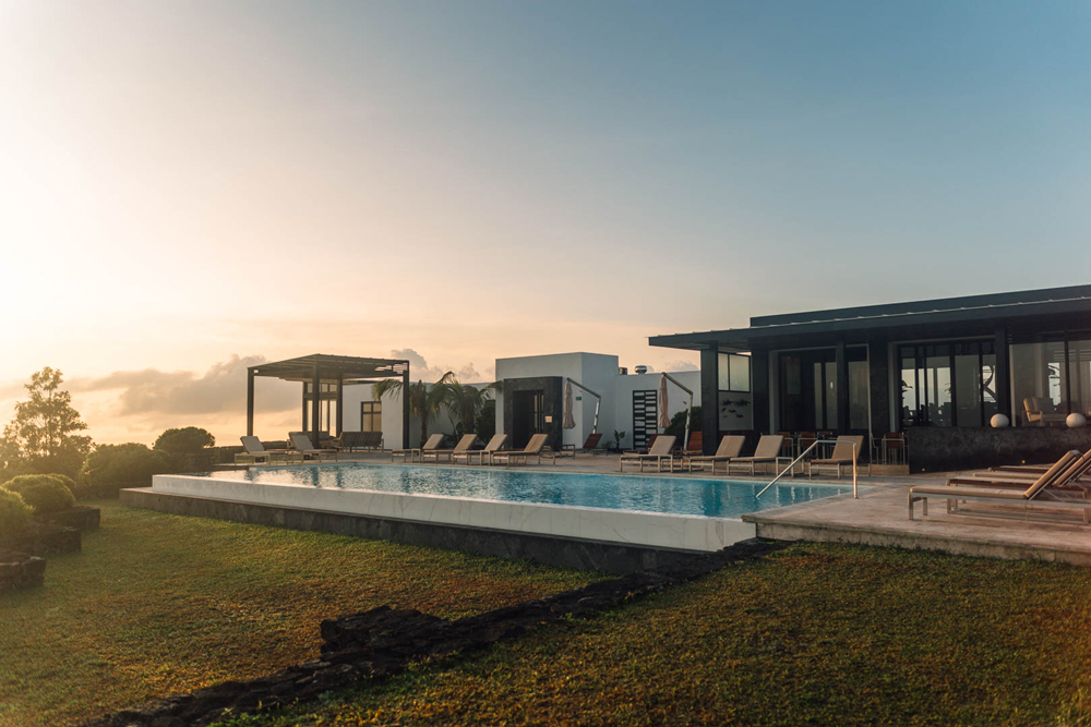Flexible Land Day Stays in the Galapagos